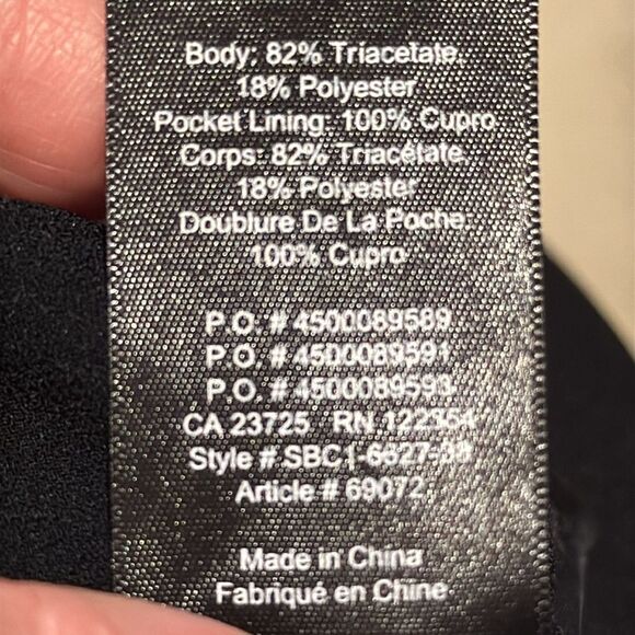 Babaton women’s black elastic waist pants with pockets. Size 2 - Picture 10 of 10